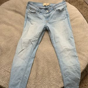 Holister Light Wash Jean